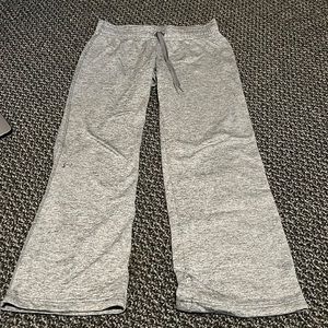 Under Armor gray sweatpants